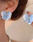 Sky Blue Sweet Flower Earrings - Lyonkusol