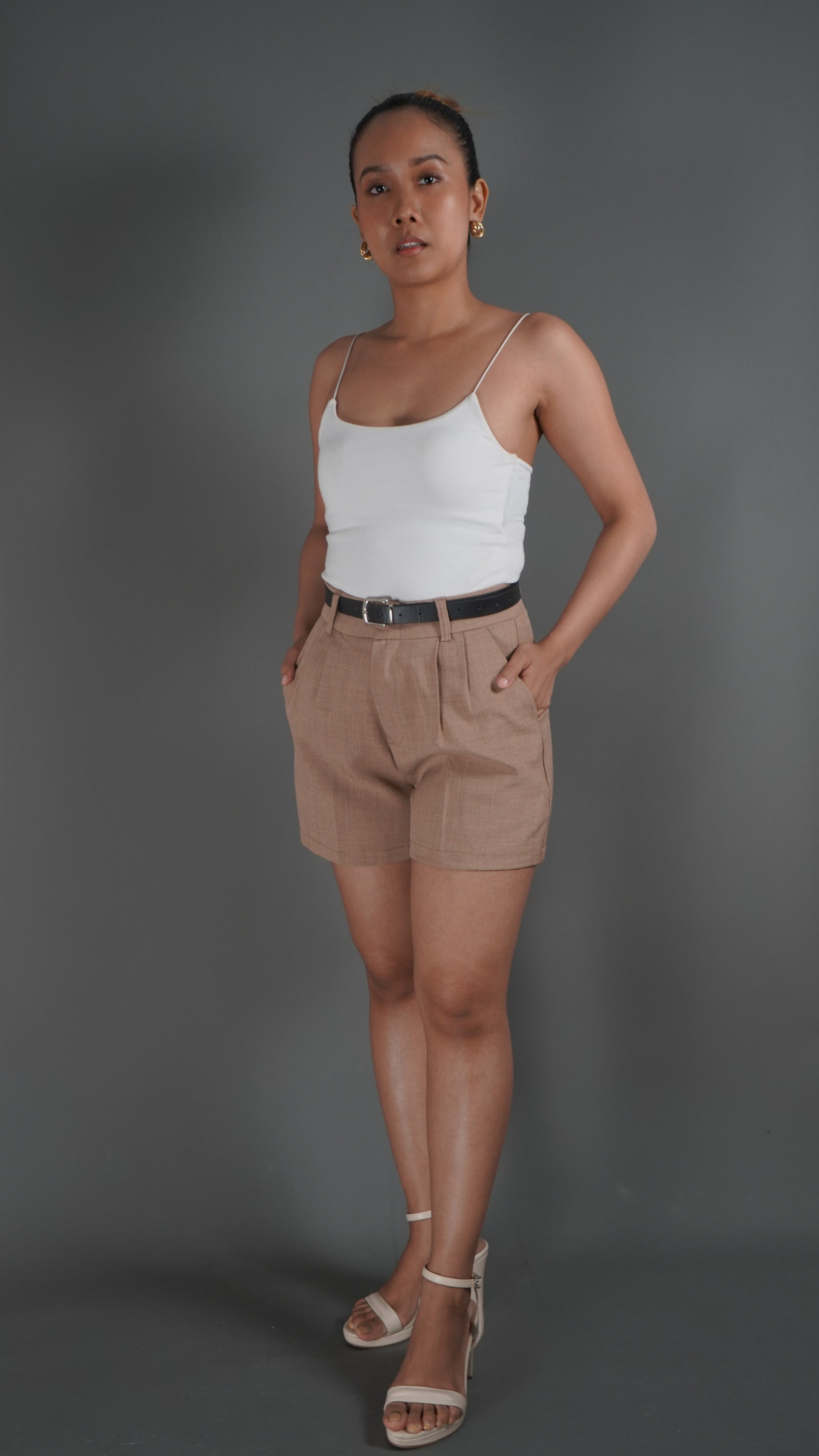 Khaki High Waisted Shorts - Lyonkusol