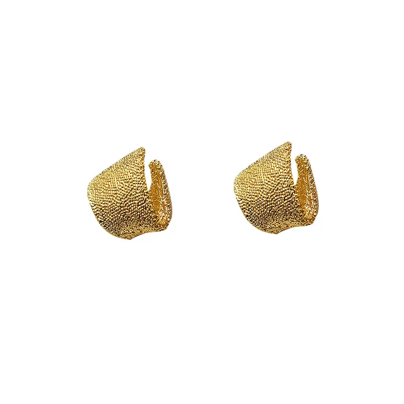 Gold Elegant Geometric Earrings - Lyonkusol